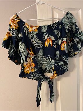 SHEIN Navy Tropical Floral Tie-Front Off-Shoulder Crop Top
